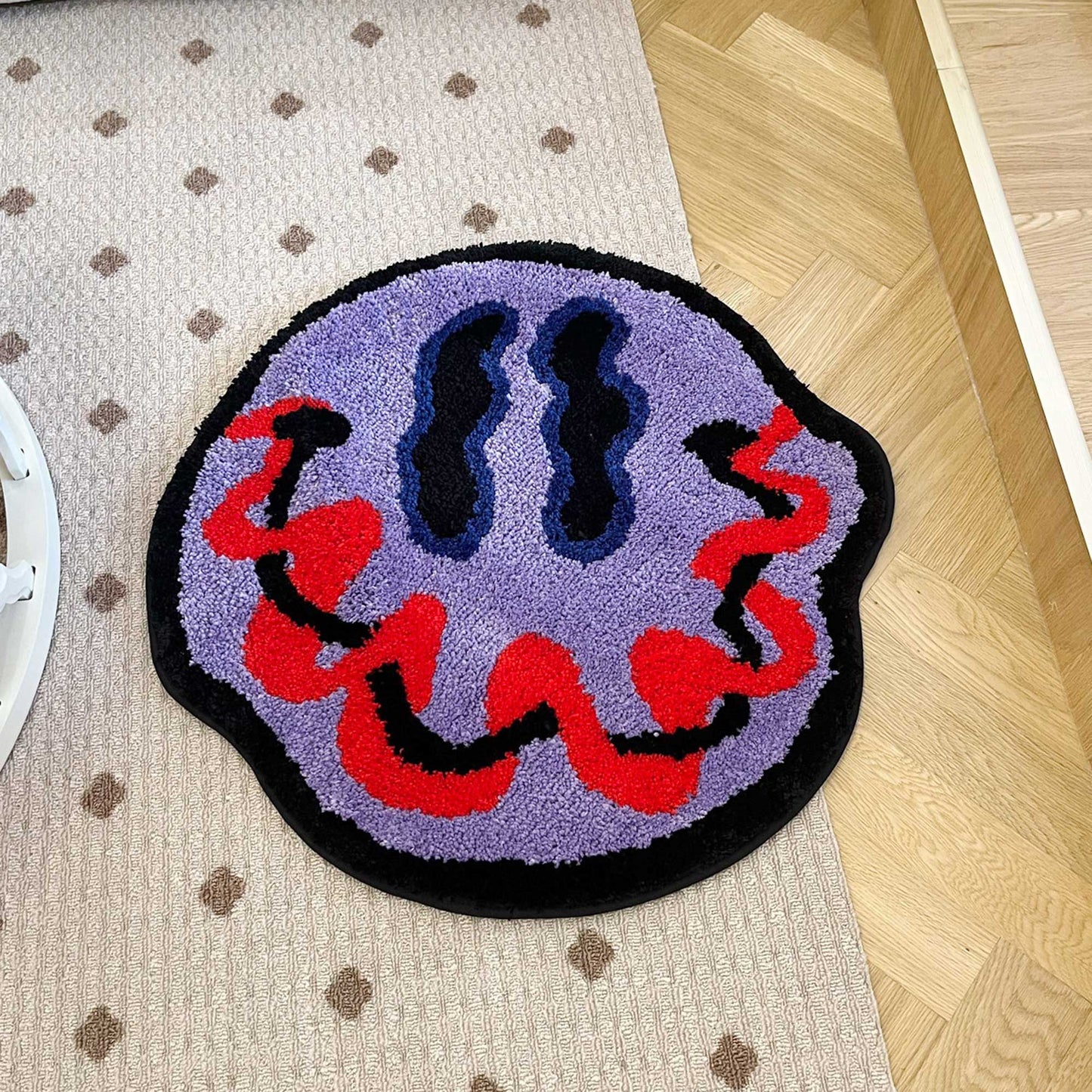 Tufted Rug Loopy Smiley Face Rug Front in a Living Room