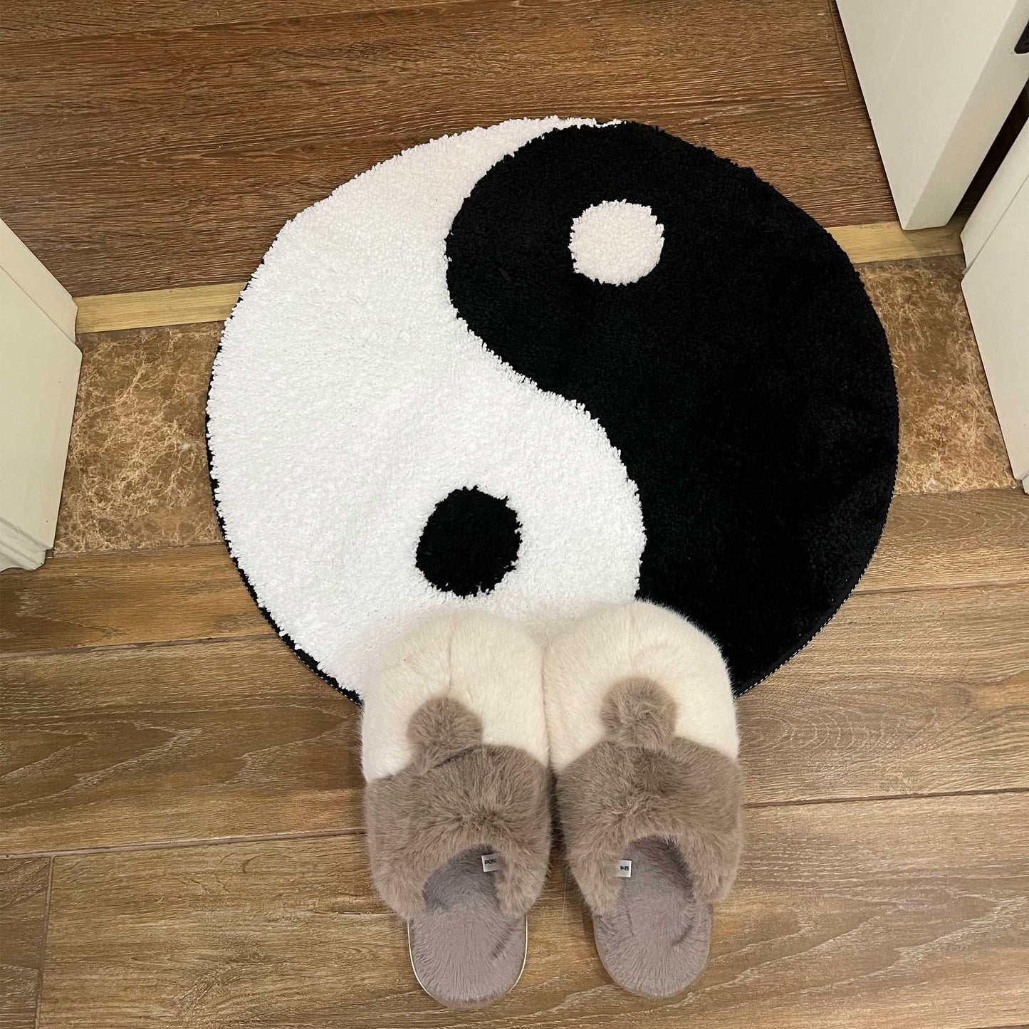 Tufted Rug Yin and Yang Rug Front in an Entryway