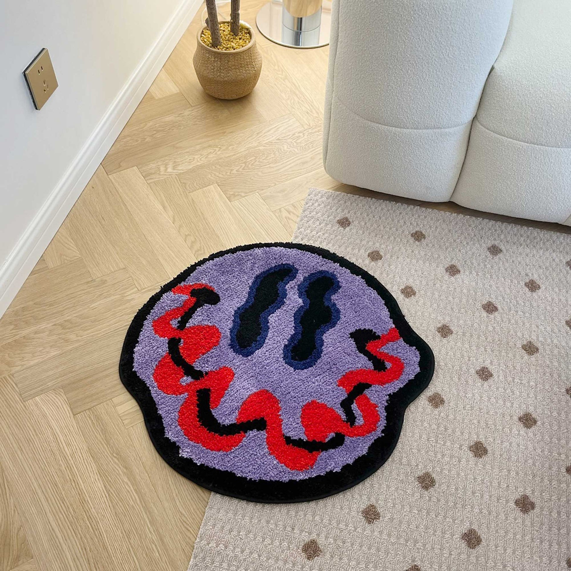 Tufted Rug Loopy Smiley Face Rug Front in a Living Room