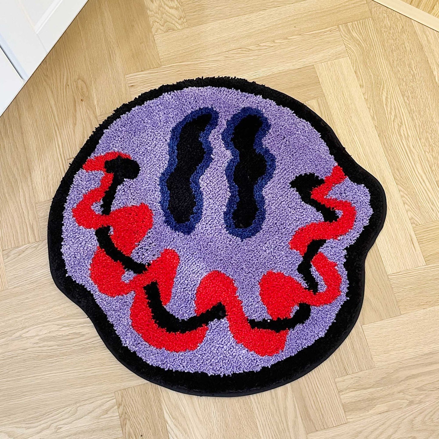 Tufted Rug Loopy Smiley Face Rug Front