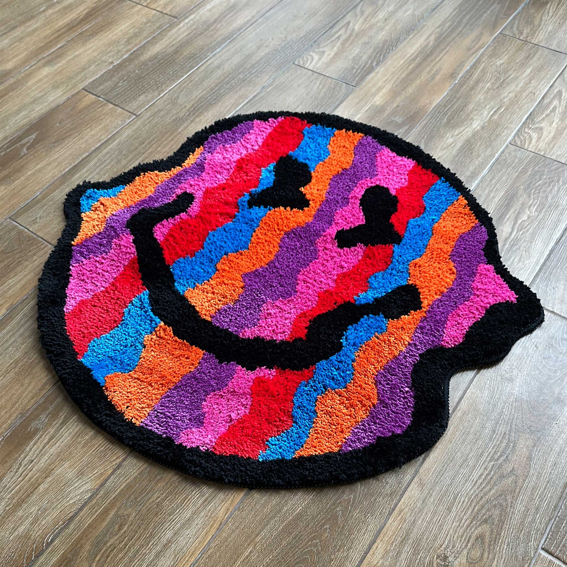 Tufted Rug Striped Wavy Smiley Face Rug Front Diagonal