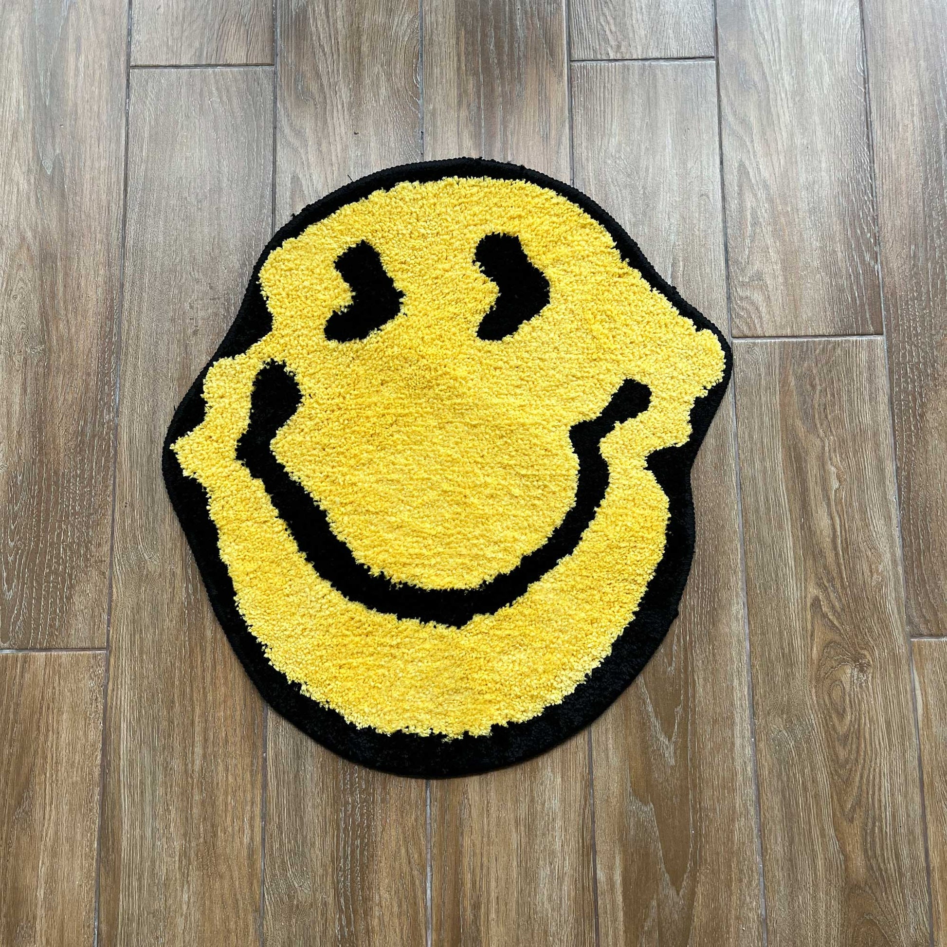 Tufted Rug Yellow Wavy Smiley Face Rug Front